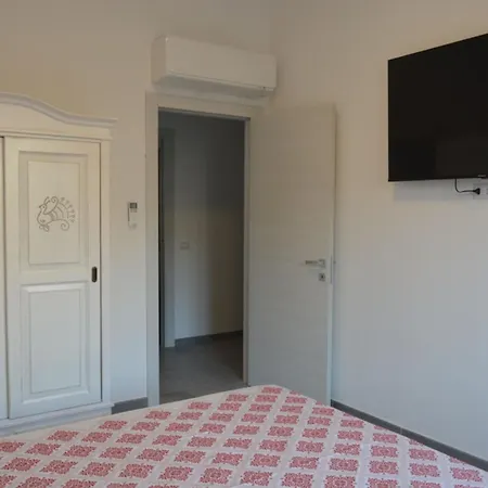 Santantioco Red With 2-way Air Con 3*