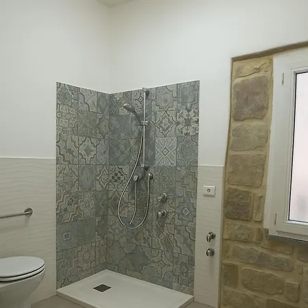 Santantioco Red With 2-way Air Con 3*