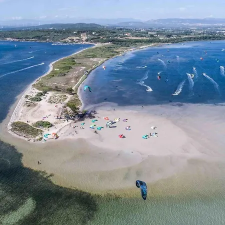 Santantioco Red With 2-way Air Con Pensjonat 3*