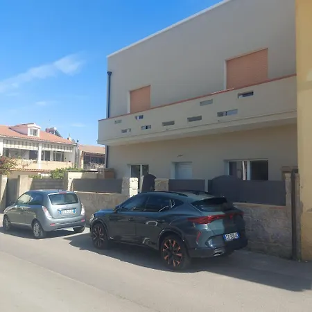 Charming Santantioco Red With 2-way Air Con Uncovered Parking SantʼAntìoco