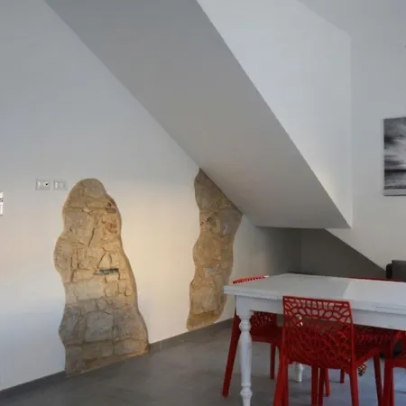 Private Red At Palma De Sols No Shared Living Spaces SantʼAntìoco