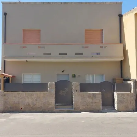 Private Red At Palma De Sols No Shared Living Spaces 3* SantʼAntìoco